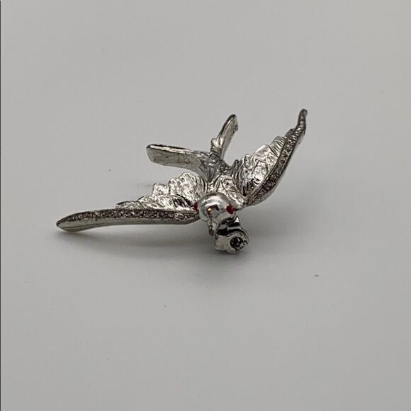Vintage silver tone bird pin / brooch - Picture 2 of 8